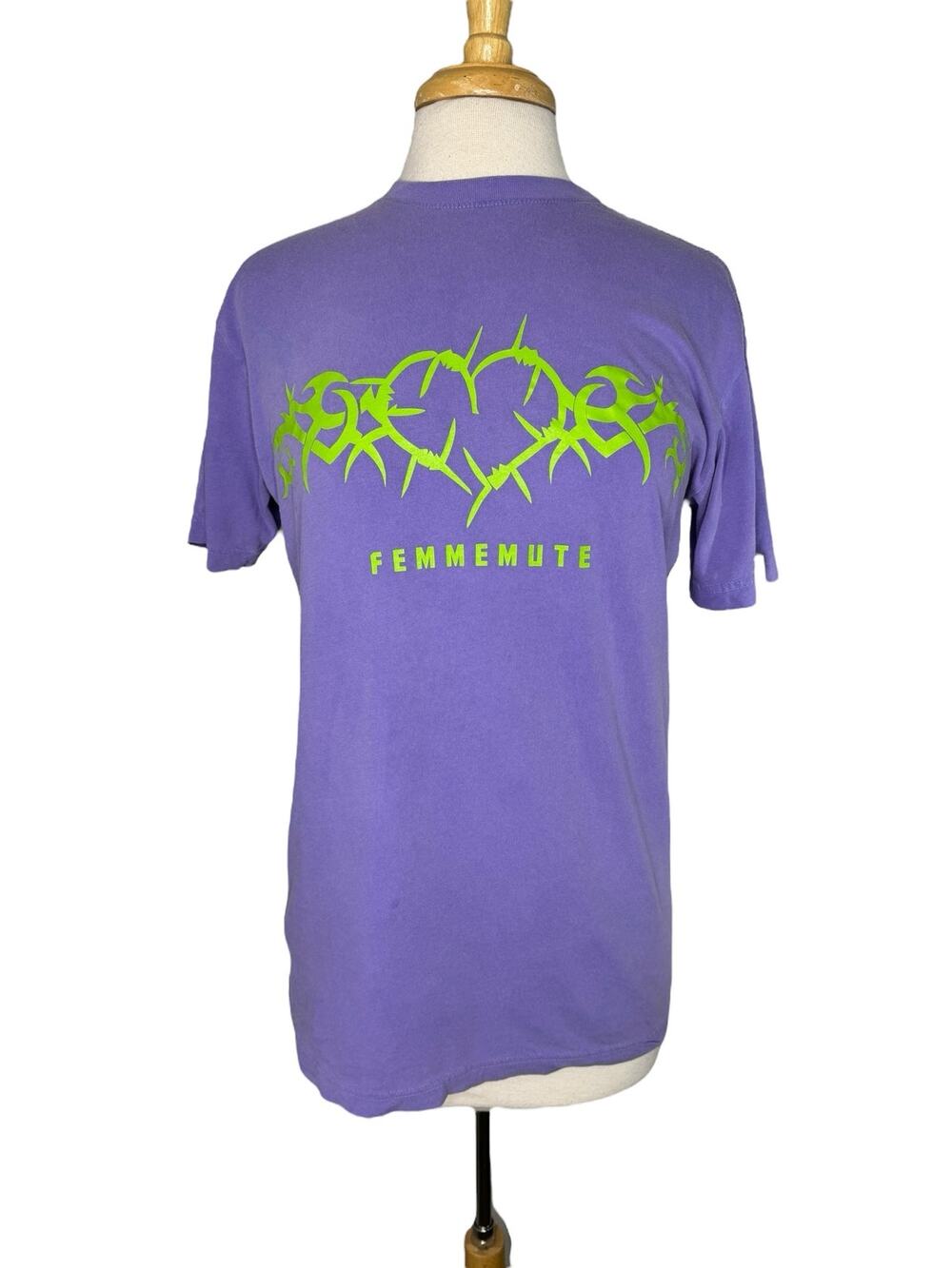 FEMMEMUTE Guard Your Heart Purple Green Barbed Wire Tee Size Small Unisex Top